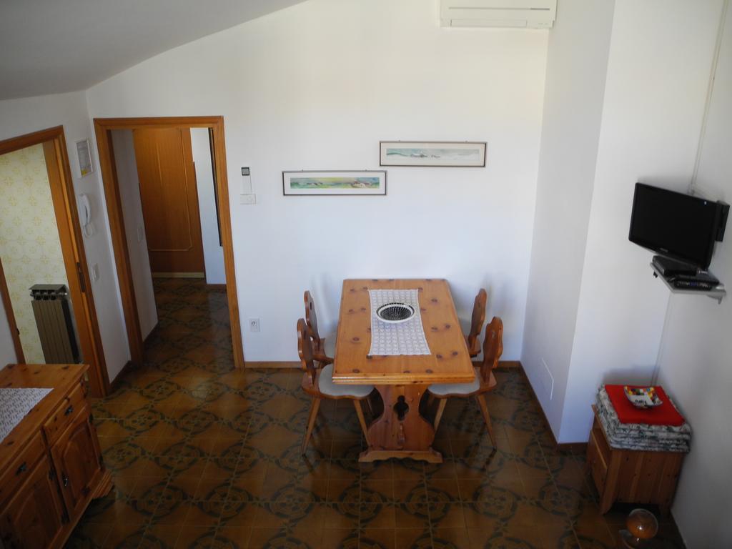 Casa Cressotti Appartamenti Μαλτσεζίνε Δωμάτιο φωτογραφία