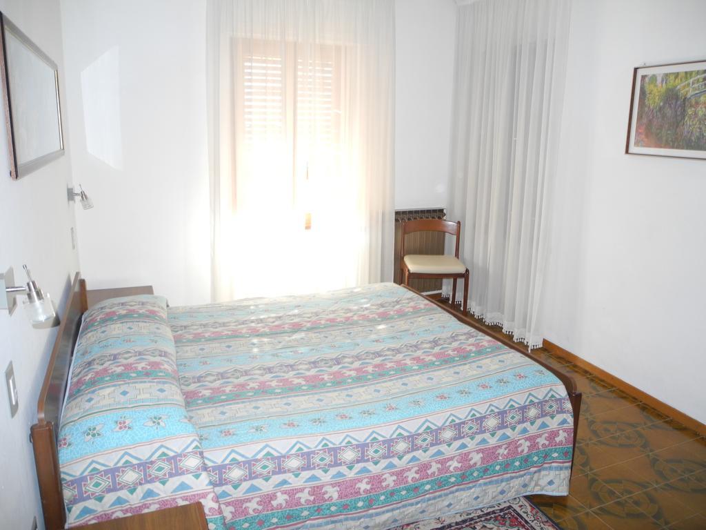 Casa Cressotti Appartamenti Μαλτσεζίνε Δωμάτιο φωτογραφία